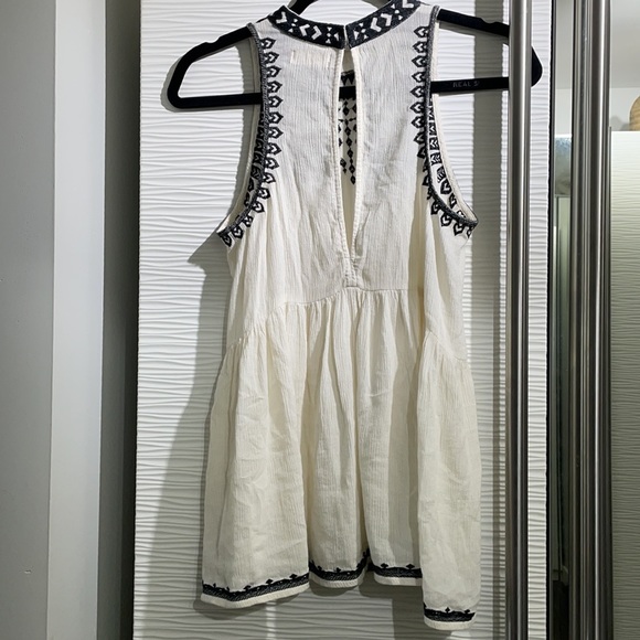 Altar’d State flowy boho tank top - Picture 4 of 7